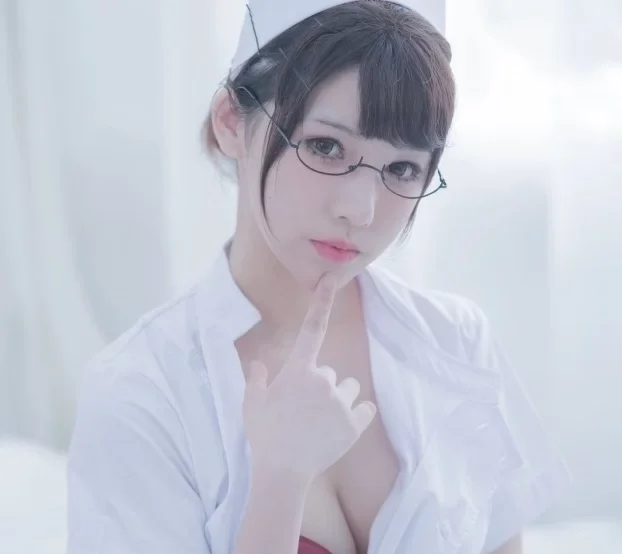 你十七鸽丨私拍合集[已更4期]