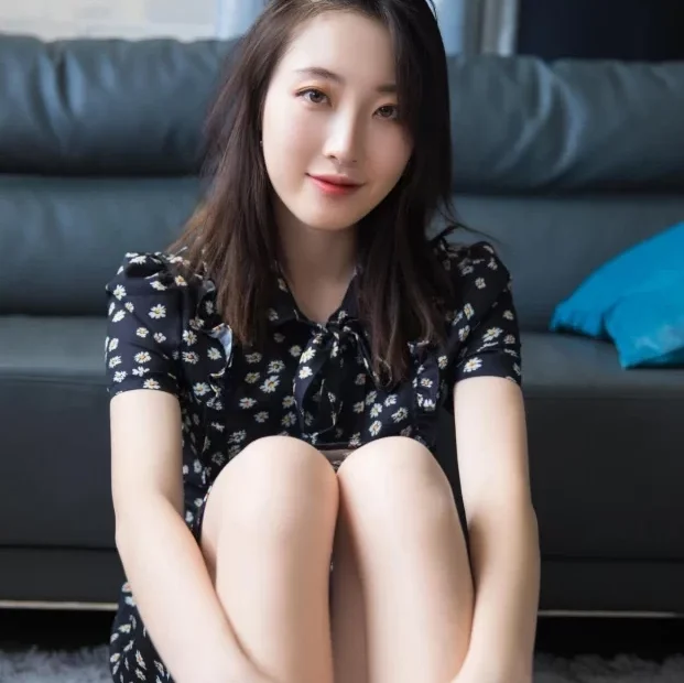 [绅士摄影] 008 亚茹[44P-176.3M]