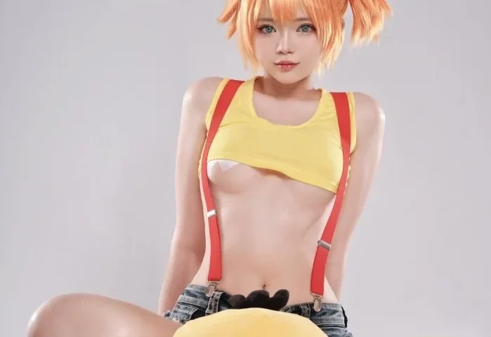 ZinieQ(越南)丨COS合集[已更136期]