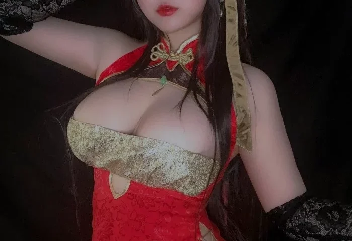 椒妮佐仁 – NO.001 大凤[13P+1V-34.2M]