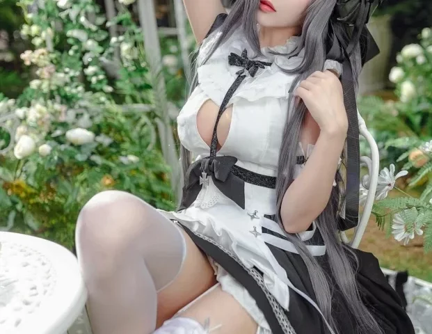 宫本桜 – NO.006 奥古斯特 · 女仆装 [020P-252M]