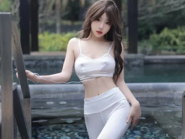 桃妖夭丨私拍合集[已更2期]