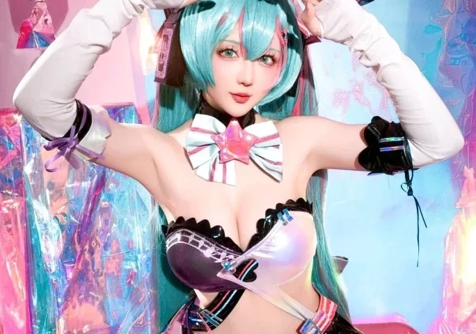 星之迟迟 – NO.238 Miku初音未来 喵斯快跑[73P-117.2M]