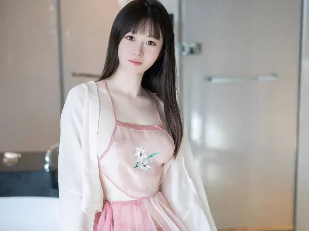 林悠悠丨秀人合集[已更10期]~[839P – 6.6G]