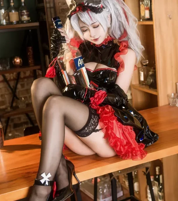 Momoko葵葵 – NO.046 碧蓝航线 阿尔达伯特亲王[21P-394.3M]